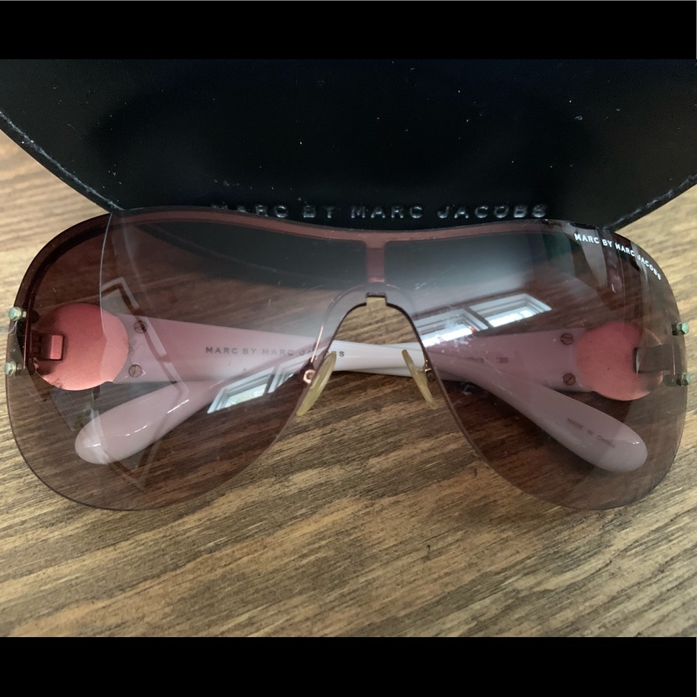 Marc by Marc Jacobs glasses. Gently used. Good condition.